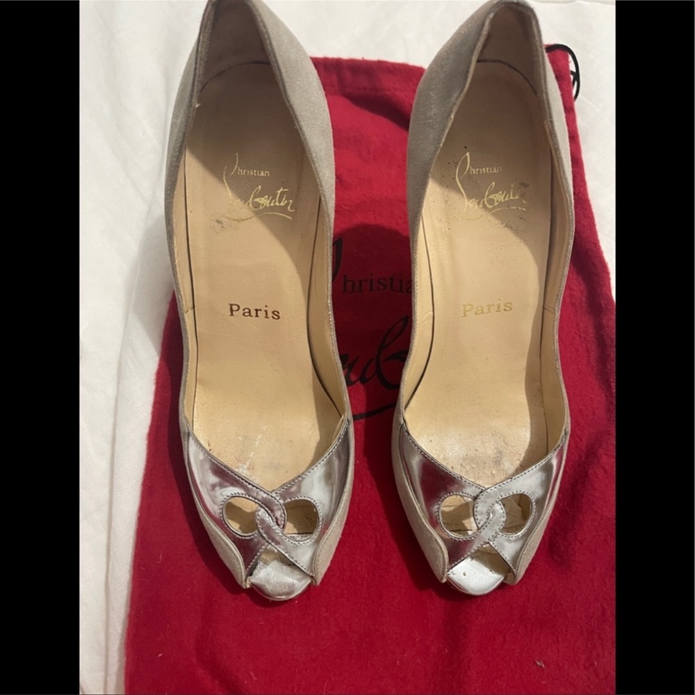 Christian Louboutin gray suede peep toes shoes